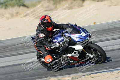 media/Dec-01-2025-Moto Forza (Mon) [[2daa91e15f]]/2-Intermediate Group/Session 4 Turn 9/